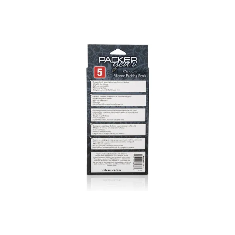 Packer de silicona suave CalExotics color caramelo con base de arnés segura para uso diario discreto