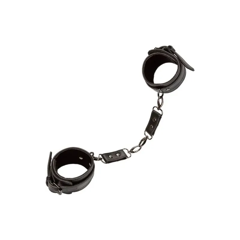 Manette per caviglie CalExotics Euphoria regolabili in pelle vegana e velluto, con anelli a D e bottoni a pressione.
