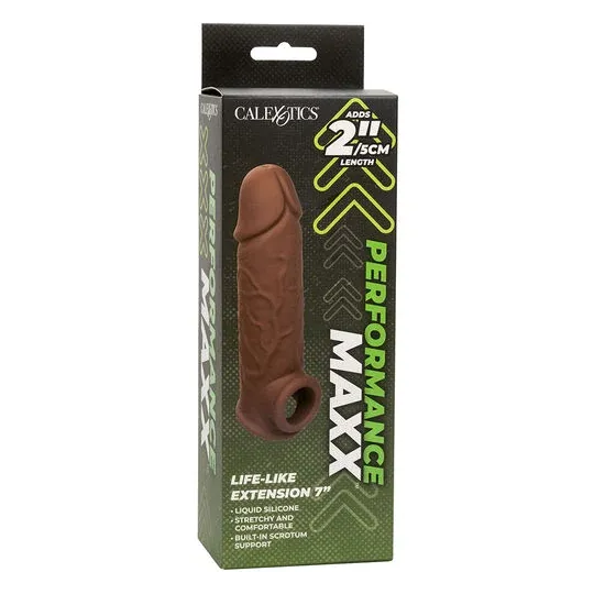 Penisextension CalExotics Performance Maxx Life-Like 7 in Hautfarben-Braun, realistische Hülle mit Hodengurt, 5 cm zusätzliche L