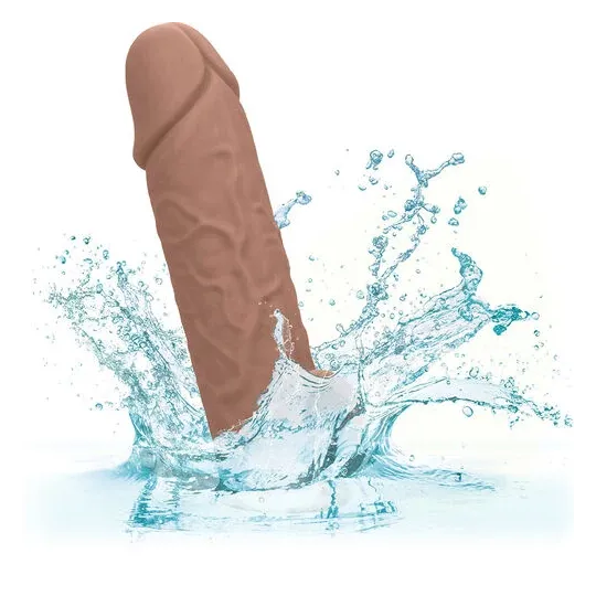 Penisextension CalExotics Performance Maxx Life-Like 7 in Hautfarben-Braun, realistische Hülle mit Hodengurt, 5 cm zusätzliche L