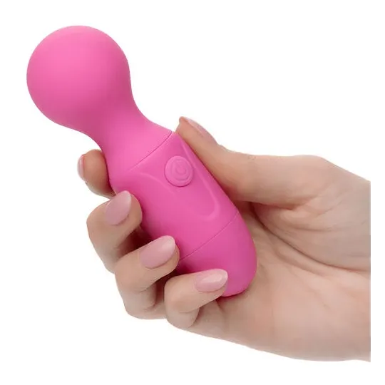 Wiederaufladbarer Massager Calexotics rosa, 10 Vibrationen, weiches Silikon, ergonomisches Design für sinnliches Wohlbefinden.