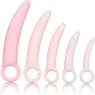 Ensemble de 5 dilatateurs vaginaux en silicone Calexotics Inspire avec boucle ergonomique