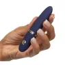 Mini masseur rechargeable Calexotics en silicone avec 10 modes de vibration, design compact