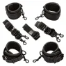 Calexotics cintura regolabile in pelle nera per letto con 4 polsini