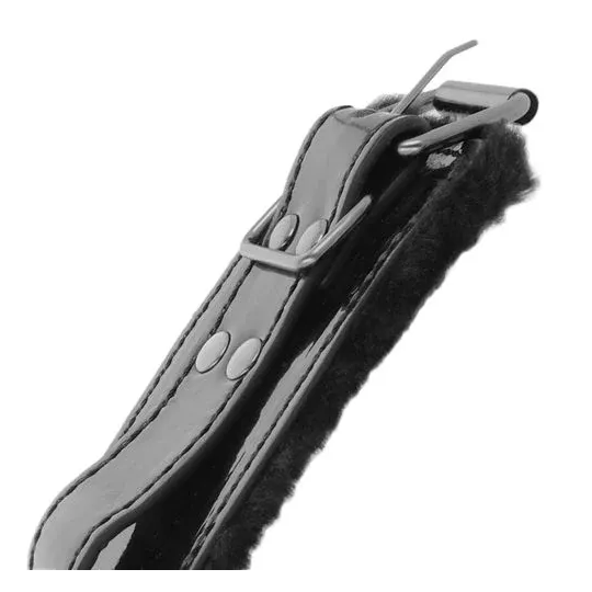 D-221230 DARKNESS BONDAGE