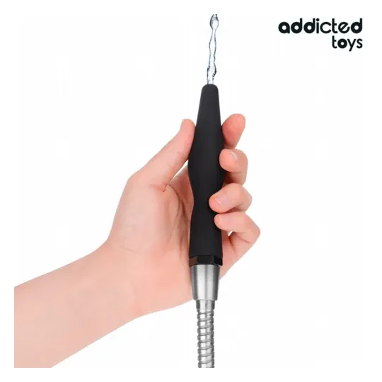 Addicted Toys limpiador anal con adaptador universal, silicona negra, modelo 2 - vista principal" }, { "fr": "Addicted Toys Nett