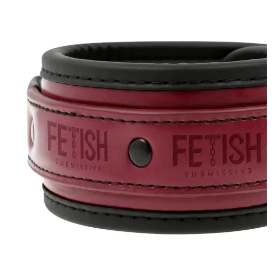 D-227424 FETISH SUBMISSIVE DARK ROOM