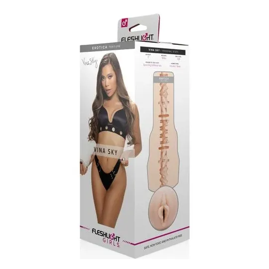 D-230560 FLESHLIGHT GIRLS