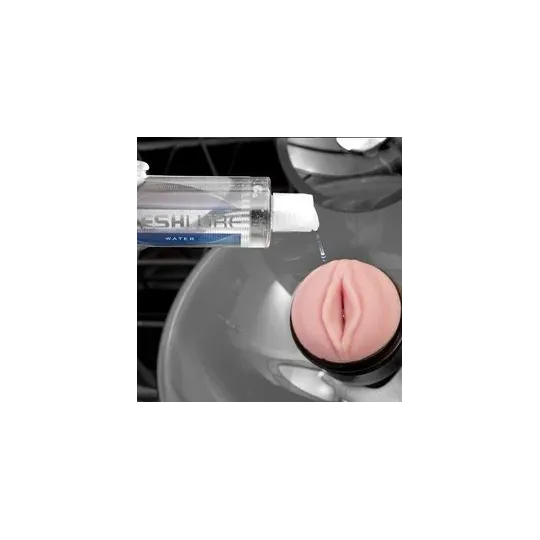 D-197676 FLESHLIGHT