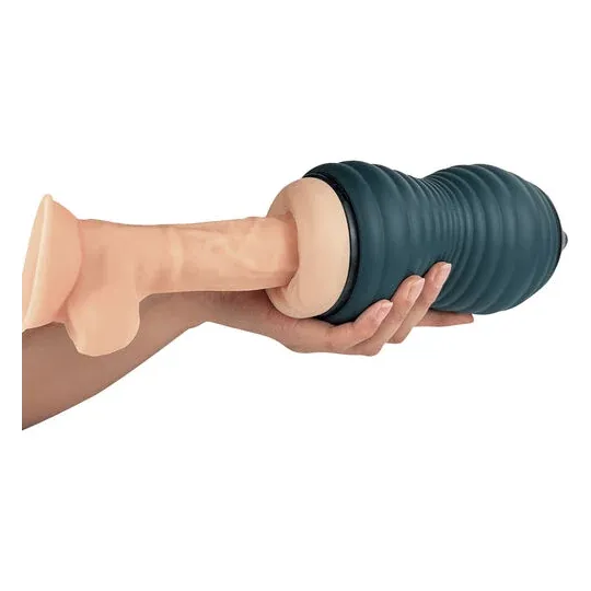 Masturbateur réaliste flexible Adrien Lastic en silicone couleur peau, 19 cm de long pour plaisir masculin intense.