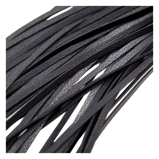 Látigo BDSM negro impermeable 69 cm ALIVE - accesorio BDSM de cuero sintético