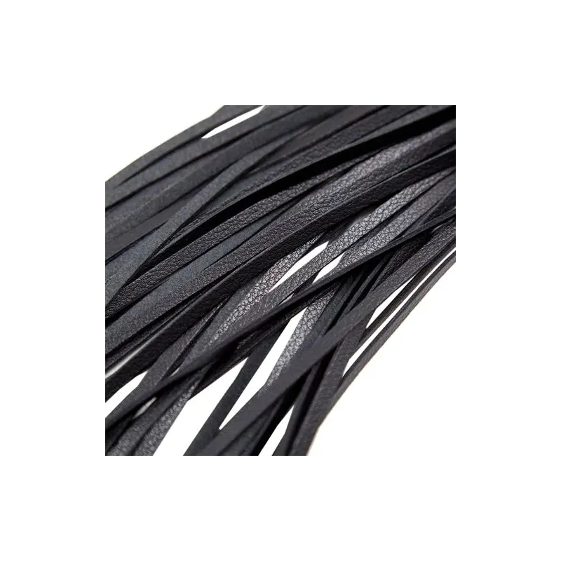 Látigo BDSM negro impermeable 69 cm ALIVE - accesorio BDSM de cuero sintético