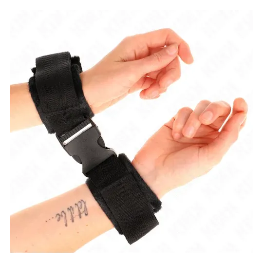 D-241092 KINK WRIST RESTRAINT