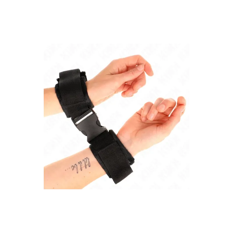 D-241092 KINK WRIST RESTRAINT