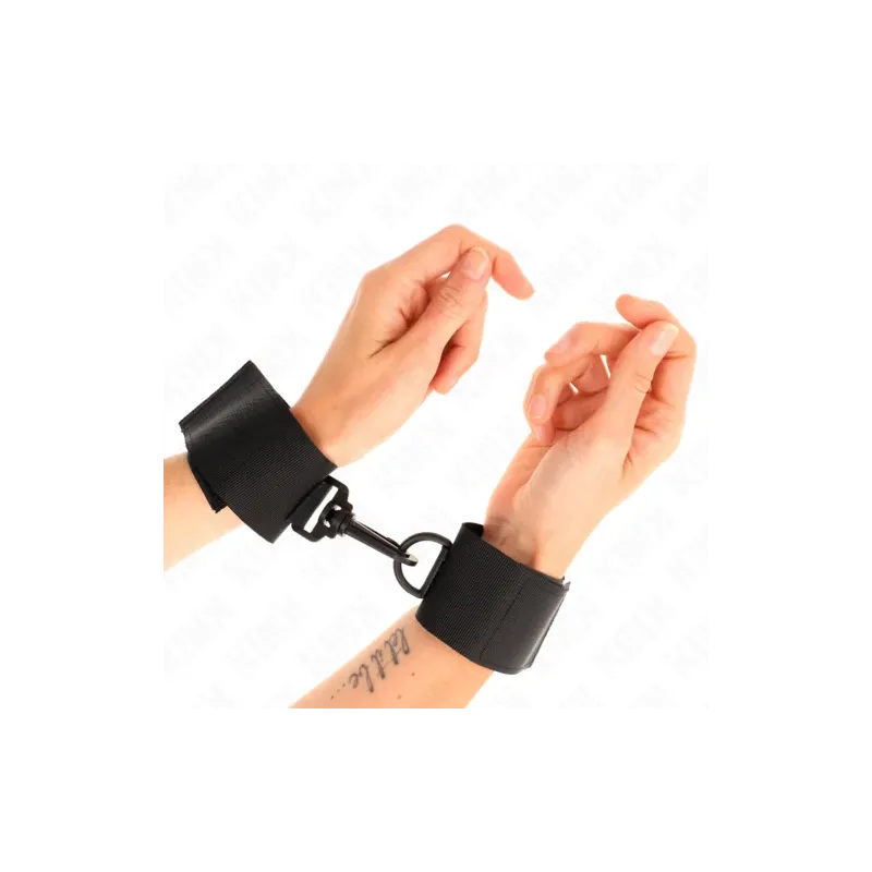 D-241104 KINK WRIST RESTRAINT