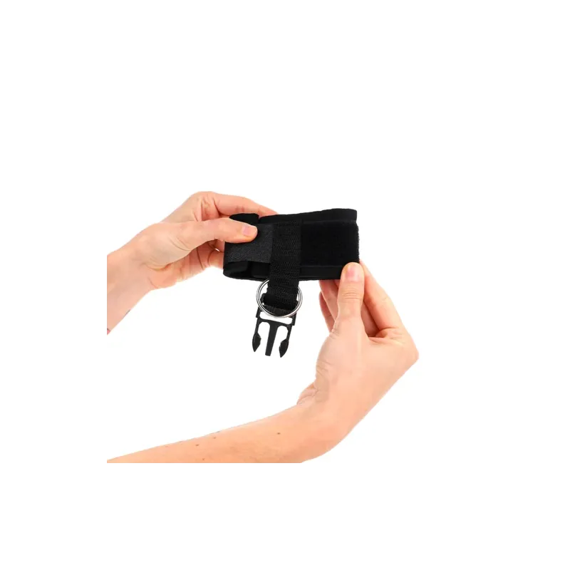 D-241102 KINK WRIST RESTRAINT