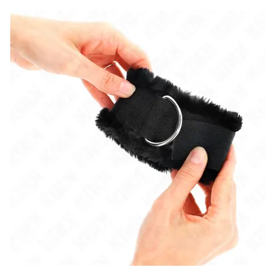 D-241097 KINK WRIST RESTRAINT