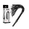 Schwarzer veganer Leder-Flogger von BEGME Black Edition, mit ergonomischem Griff und weichen Riemen.
