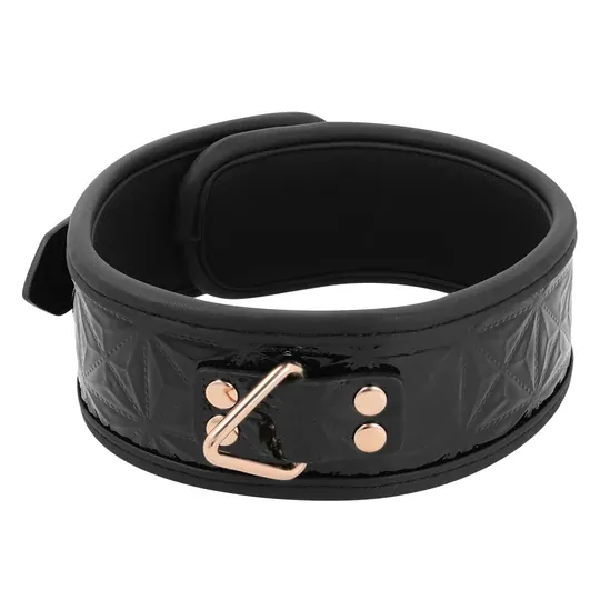 Black vegan leather BDSM collar BEGME Black Edition with nickel-free metal ring and control strap.