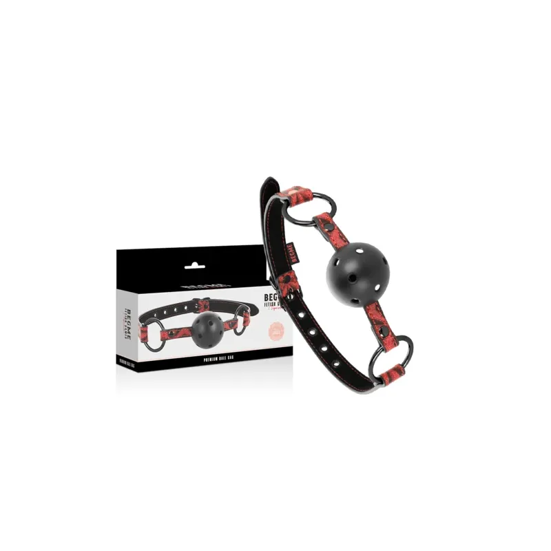 Bavaglio BDSM BEGME Red Edition in pelle vegana rossa con fori di ventilazione e cinghia regolabile.