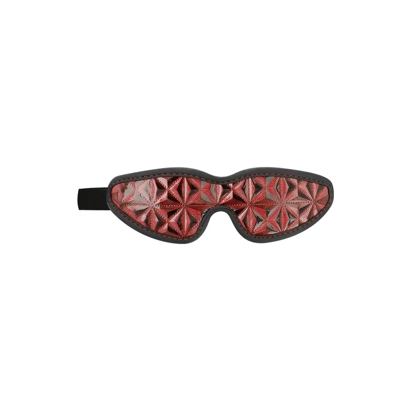 Masque aveugle BDSM BEGME RED EDITION en néoprène rouge ajustable, vue de face.