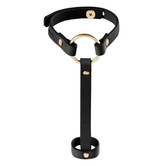 Bracciale imbracatura BDSM nero regolabile di Bijoux Indiscrets Maze, materiale vegano.