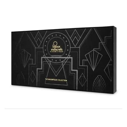 Silver metal whip collar by Bijoux Magnifique, chain for soft bondage, body jewelry.