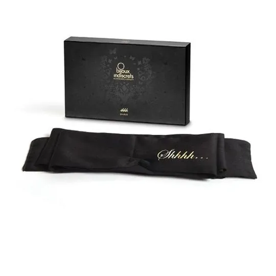 Maschera erotica in raso nero Bijoux Indiscrets, con nastro e messaggi Shhh e Ohhh, gioco di coppia.