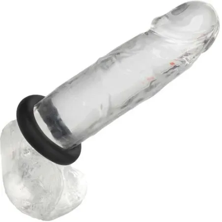 Anneau prolongateur en silicone noir CALEXOTICS Alpha, extensible et sans couture pour érection durable.