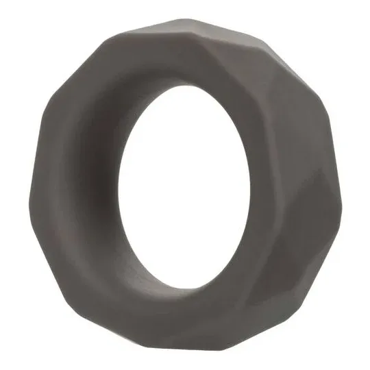 Anneau pénien CalExotics Alpha Prismatique Prolong en silicone gris, extensible et imperméable, pour érection prolongée.