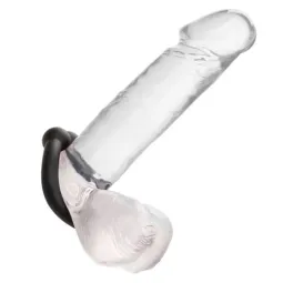 Bague musculaire Alpha Noir CalExotics en silicone liquide noir avec perles de stimulation, anneau pénien ajustable.
