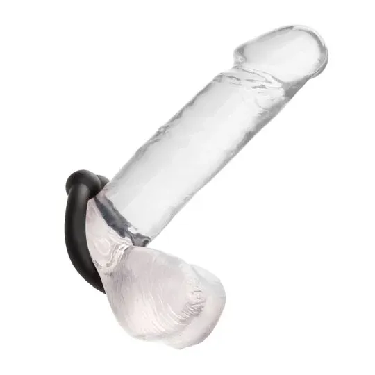 Bague musculaire Alpha Noir CalExotics en silicone liquide noir avec perles de stimulation, anneau pénien ajustable.
