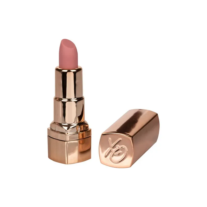 Massaggiatore personale a forma di rossetto ricaricabile Calexotics in silicone rosa tenue, discreto.