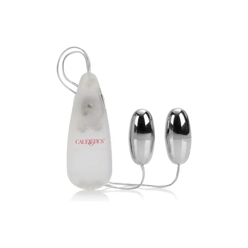Balles vibrantes duo argentées CALEXOTICS, multi-vitesses en ABS pour stimulation sensuelle.
