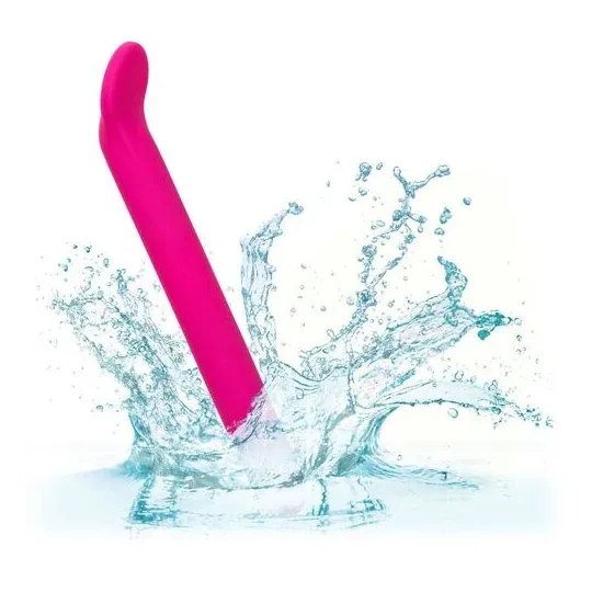 Masseur clitoridien CalExotics Bliss rose en silicone liquide avec tête flexible et 10 vibrations.