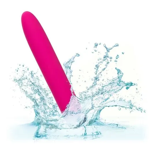 Vibratore rosa CalExotics Bliss Vibe in silicone liquido con 10 velocità progressive.