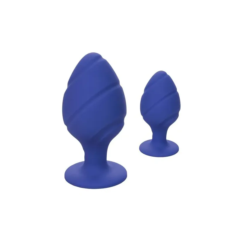 Vista frontale del plug anale Calexotics Cheeky viola, silicone morbido con base a ventosa.
