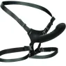 Arnés multiusos recargable CalExotics Boundless negro con sonda vibrante 10 modos y correas ajustables
